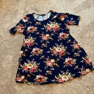 Flowered tunic shirt